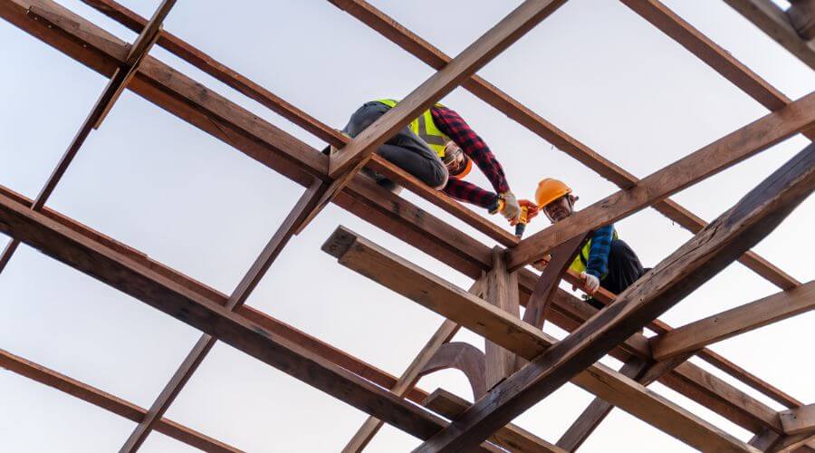 Professional gutter cleaning services in Hawk Springs, WY